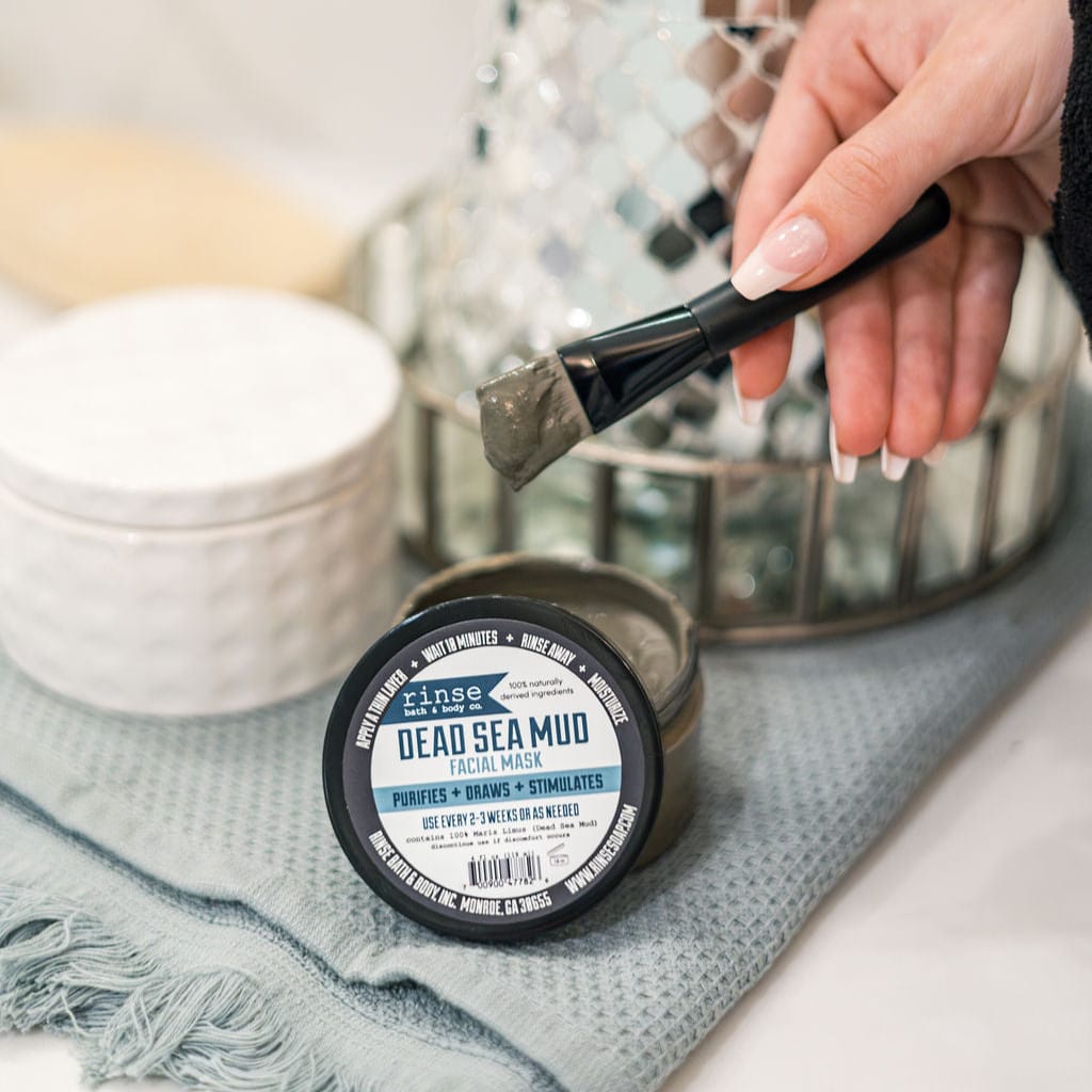 Natural natural face mask | Dead Sea Mud 2 Oz | Rinse Bath & Body Co. - texture close-up
