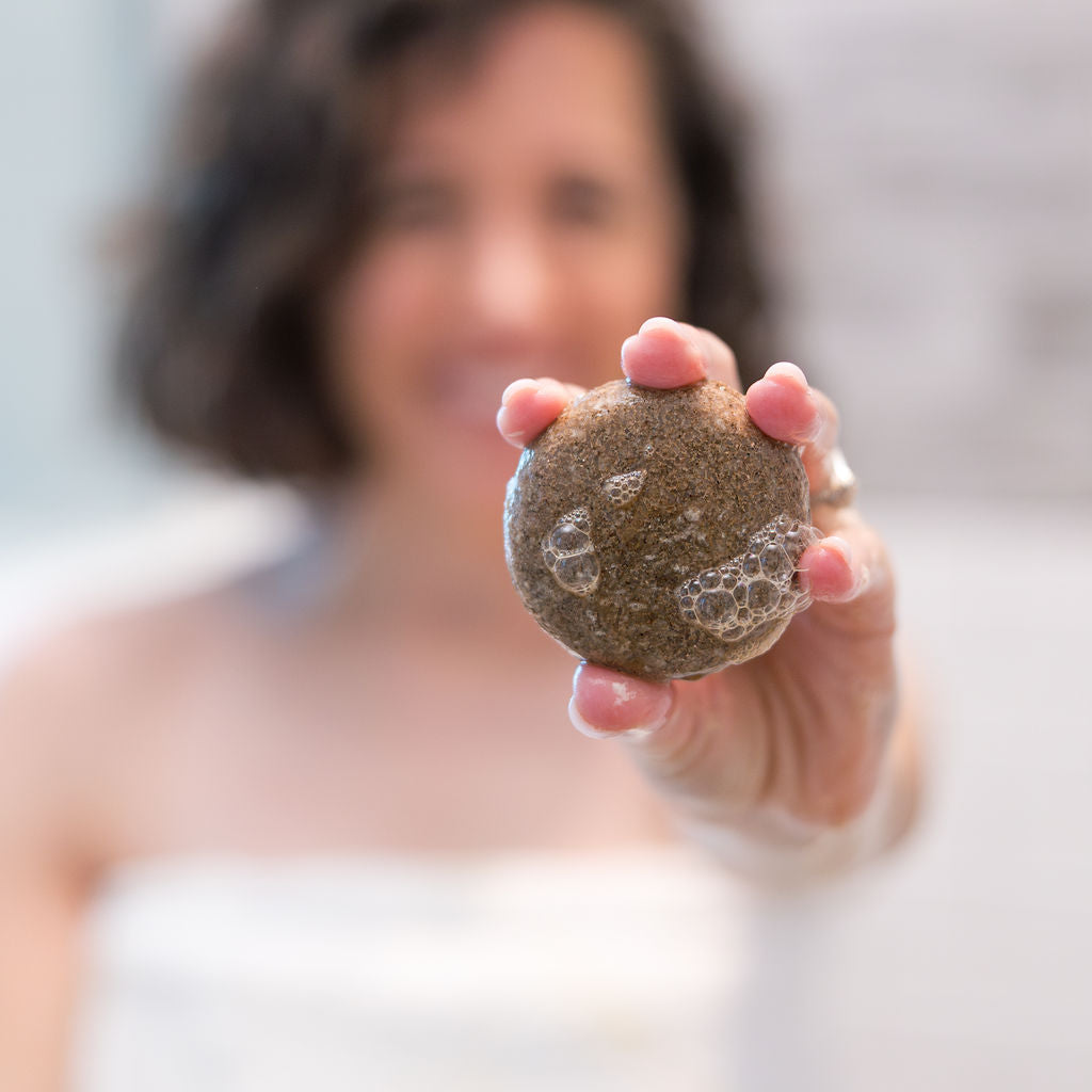 Handmade Coffee Ginseng natural shampoo bar - naturally derived - detail view