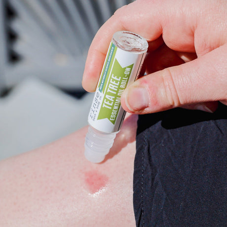 Rinse Tea Tree essential oil roll-on - targeted aromatherapy - alternate angle