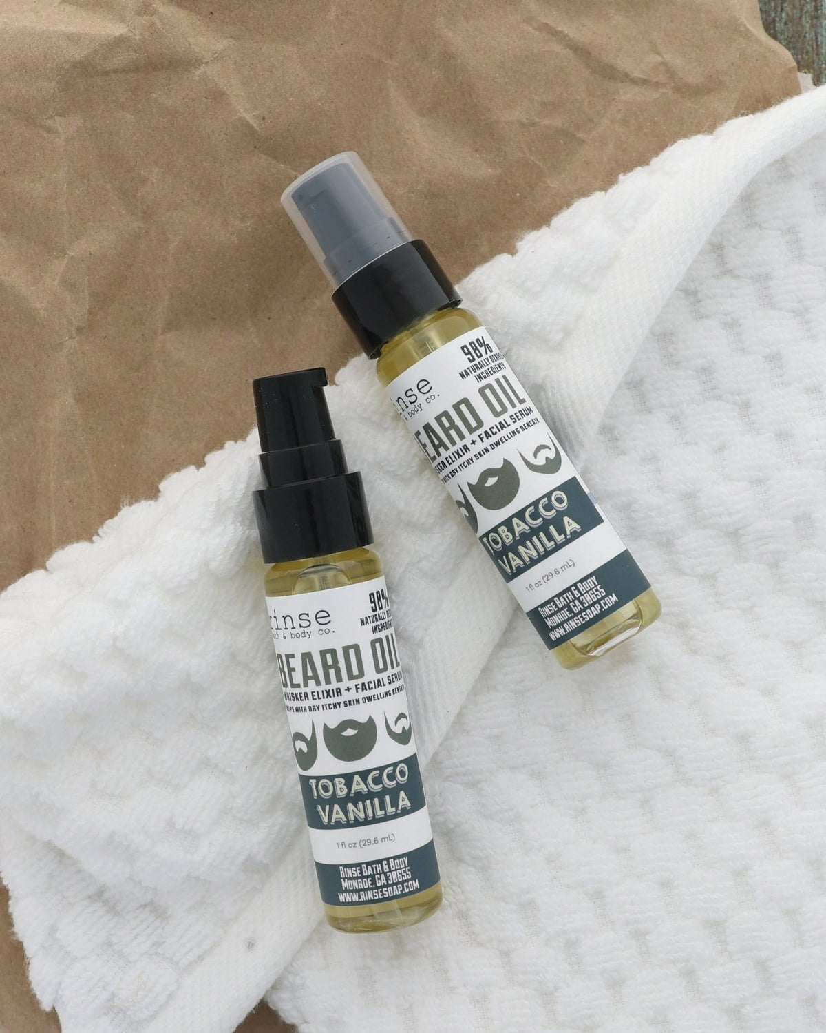 Tobacco Vanilla natural facial oil serum from Rinse - lightweight face serum - detail view