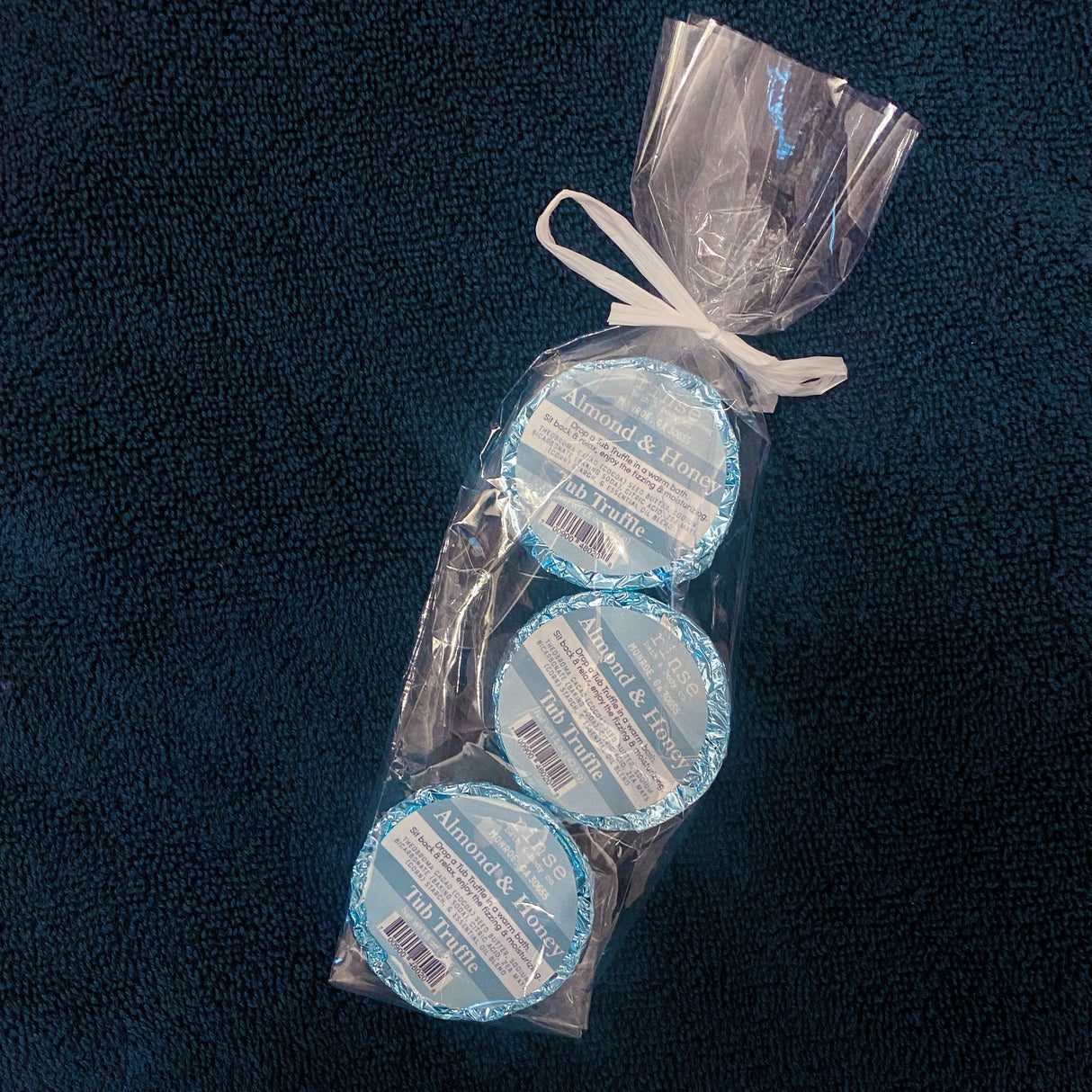 Rinse 3pk Almond Honey Bundle bath bomb - fizzy moisturizing soak - alternate angle