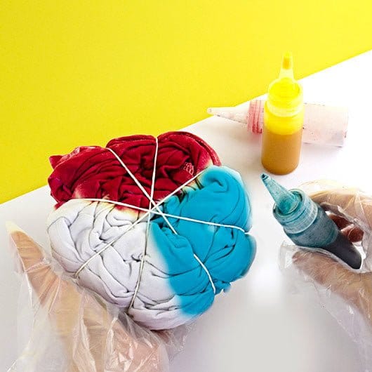 Rinse DIY Tie Dye Kit - handmade natural product - alternate angle