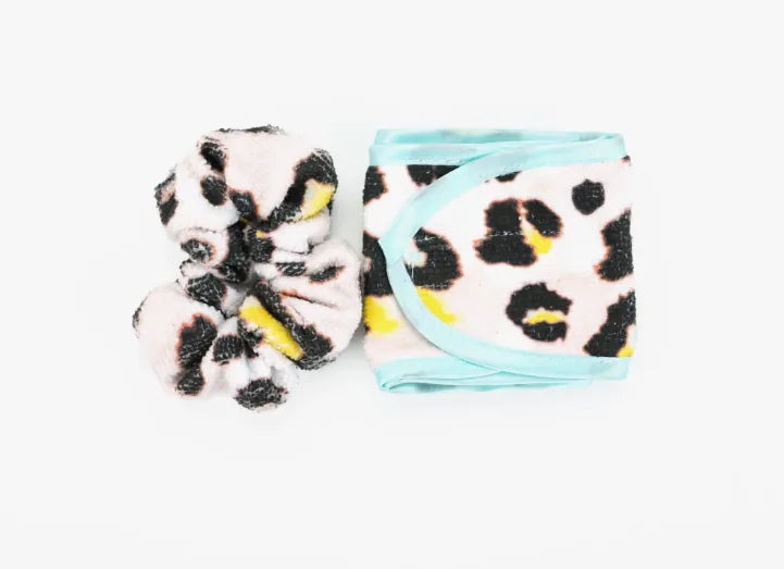 Rinse Lemon Lavender High & Dry Microfiber Scrunchie/Headband Duo - handmade natural product - lifestyle shot
