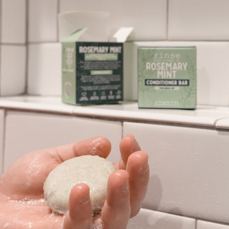 Natural natural shampoo bar | Rosemary Mint | Rinse Bath & Body Co. - detail view