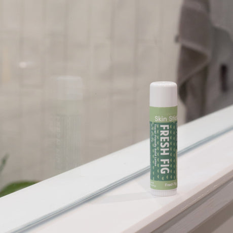 Fresh Fig solid lotion stick from Rinse - concentrated moisture bar - detail view