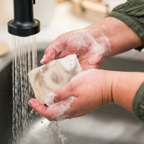 Natural handmade natural bar soap | Patchouli Sandalwood | Rinse Bath & Body Co. - detail view