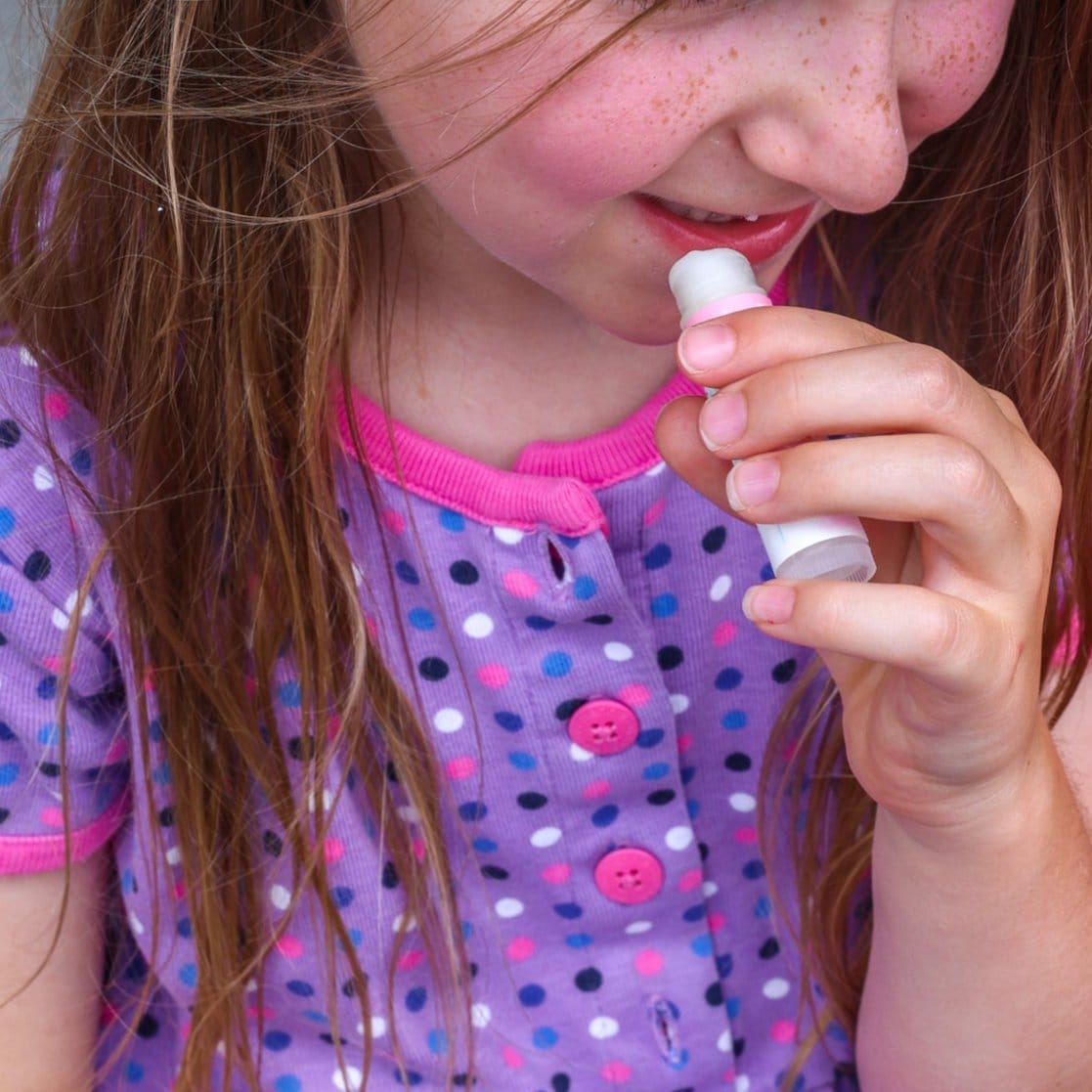 Rinse Cotton Candy natural lip balm - long-lasting moisture - detail view