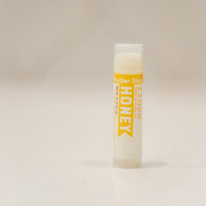 Honey natural lip balm from Rinse - nourishing lip care - detail view