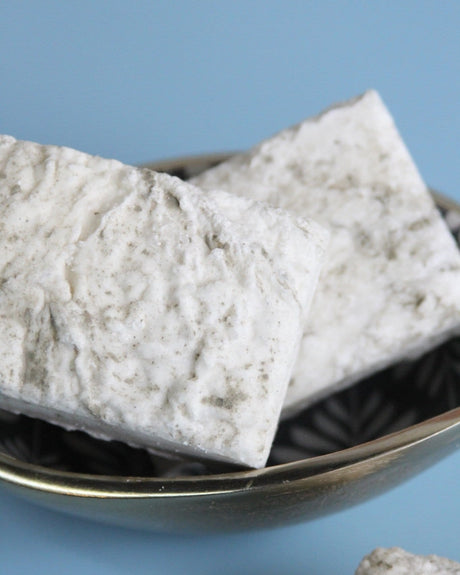 Natural handmade natural bar soap | Indulgence Bar Freshness | Rinse Bath & Body Co. - detail view