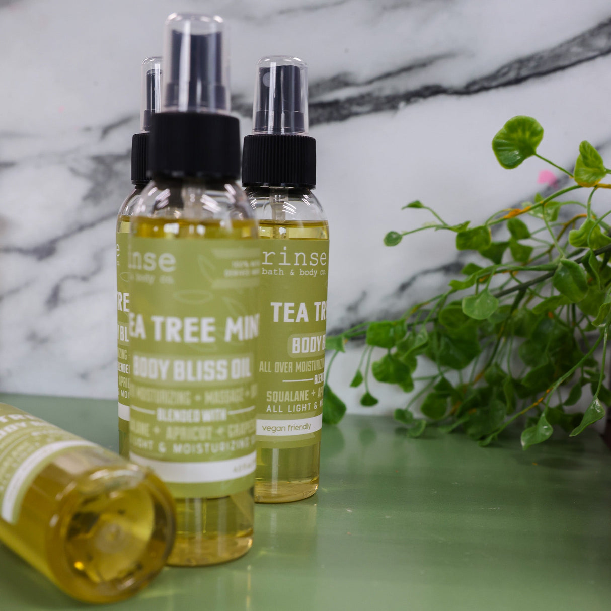 Natural natural body oil | Tea Tree Mint | Rinse Bath & Body Co. - lifestyle shot