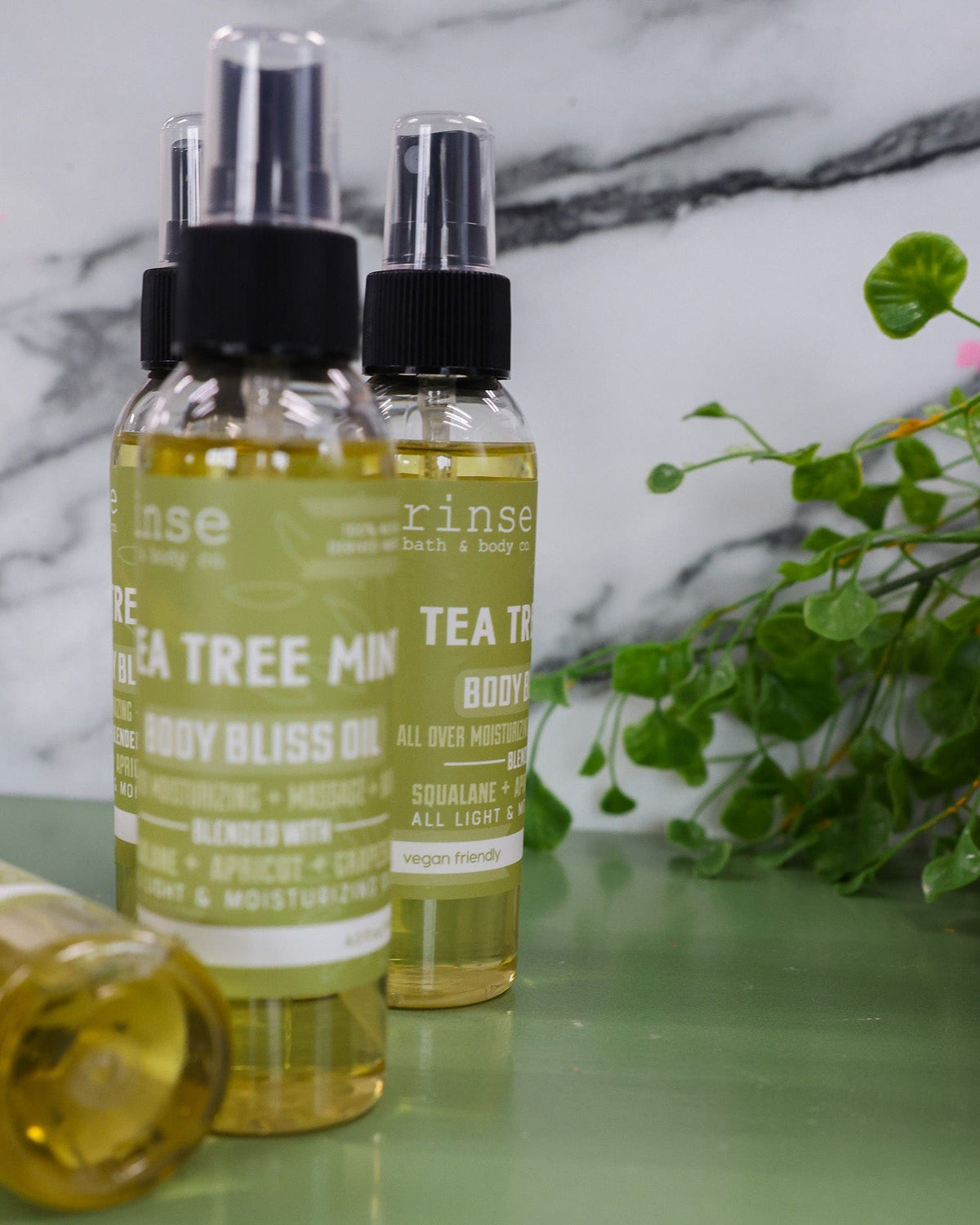 Natural natural body oil | Tea Tree Mint | Rinse Bath & Body Co. - lifestyle shot