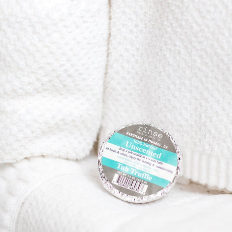 Handmade Unscented bath bomb - naturally derived - detail view